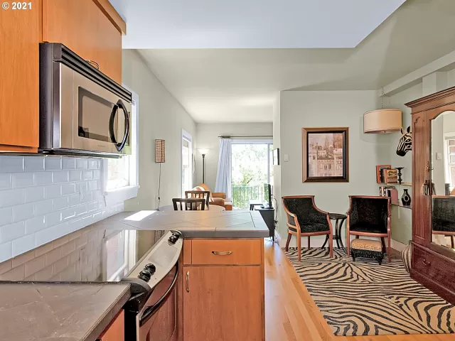 MLS: 21418436 Condo For Sale