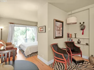 Photo #2: 21418436 Listing