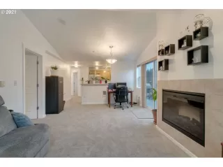 Photo #2: 21418943 Listing