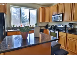 Photo #1: 21419339 Listing