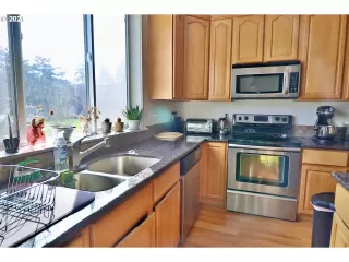 Photo #3: 21419339 Listing