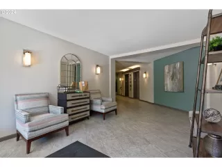 Photo #5: 214203019 Listing 