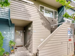 Photo #6: 21420339 Listing