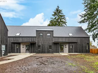 Click for more information on MLS # 21422780 : 4863 NE GOING ST More Details about MLS # 21422780 : 4863 NE GOING ST
