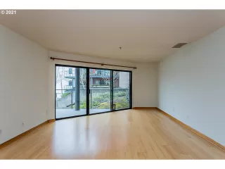 Photo #2: 21423440 Listing 