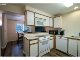 Photo #1: 21423445 Listing