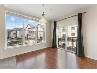 Photo #5: 21423748 Listing