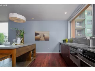 Photo #6: 21424552 Listing 