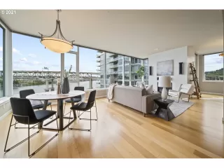 Photo #3: 21424749 Listing 