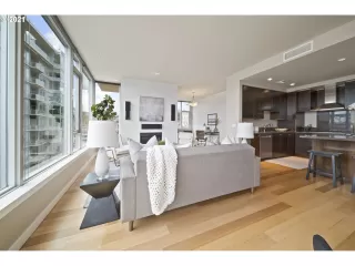 Photo #4: 21424749 Listing 