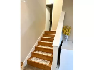 Photo #3: 21425386 Listing