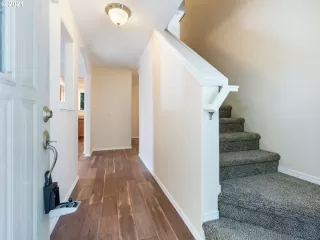 More Details about MLS # 21425912 : 7424 SE HENDERSON ST