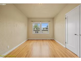 Photo #5: 21426124 Listing 