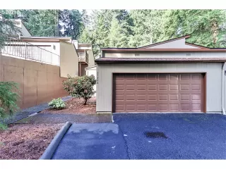 Photo #2: 21427013 Listing