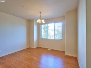 Photo #6: 21427872 Listing 