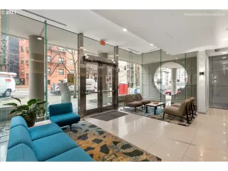 Photo #2: 21427892 Listing