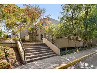 Photo #1: 21431165 Listing 