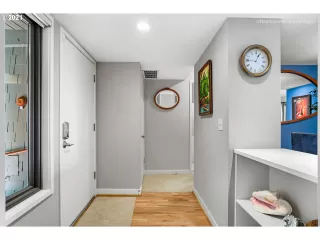 Photo #6: 21431165 Listing 