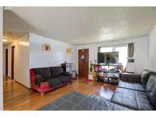 Photo #2: 21431918 Listing 