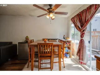 Photo #6: 21431918 Listing 