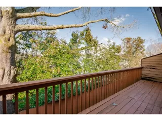 Photo #6: 21431950 Listing