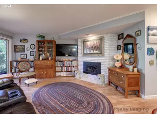 Photo #3: 21432347 Listing 