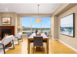 Photo #4: 21432541 Listing 