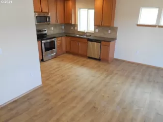 Photo #3: 21433257 Listing 