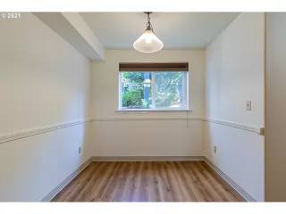 Photo #6: 21433425 Listing