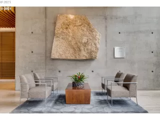 Photo #2: 21433553 Listing