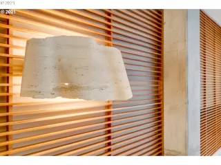 Photo #4: 21433553 Listing