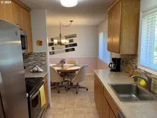 Photo #5: 21433770 Listing 