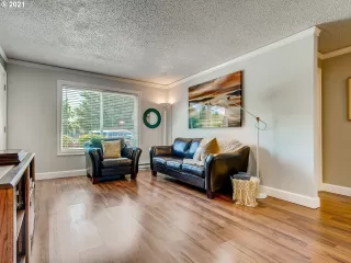 Photo #3: 21434634 Listing 