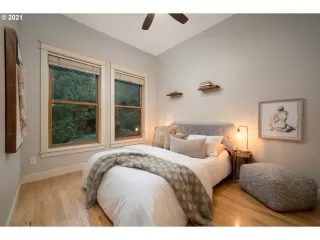 Photo #3: 21434823 Listing