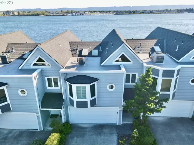 MLS: 21435141 Condo For Sale