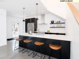 Photo #1: 21436000 Listing