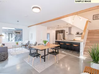 Photo #6: 21436000 Listing