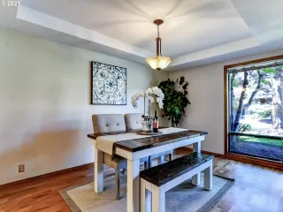 Photo #5: 21436019 Listing