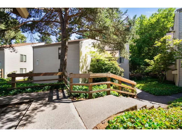 MLS: 21436123 Condo For Sale