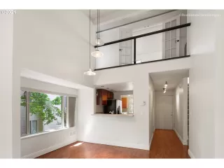 Photo #6: 21436123 Listing 