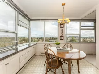 Photo #6: 21436433 Listing