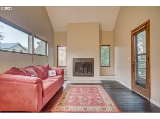 Photo #1: 21436839 Listing