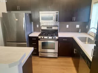 Photo #4: 21437121 Listing 