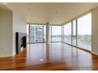 Photo #3: 21437399 Listing 