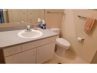 Photo #2: 21437813 Listing