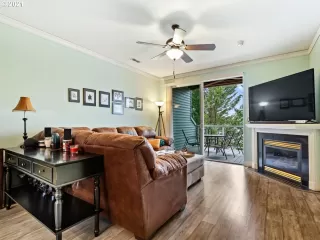 Photo #1: 21437914 Listing