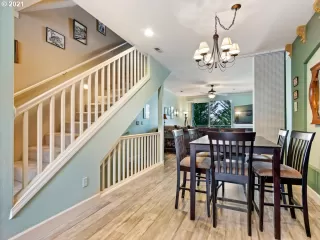 Photo #2: 21437914 Listing