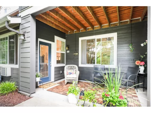 MLS: 21437948 Condo For Sale