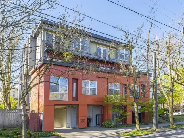 MLS: 21438047 Condo For Sale