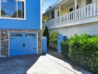 Photo #2: 21438855 Listing